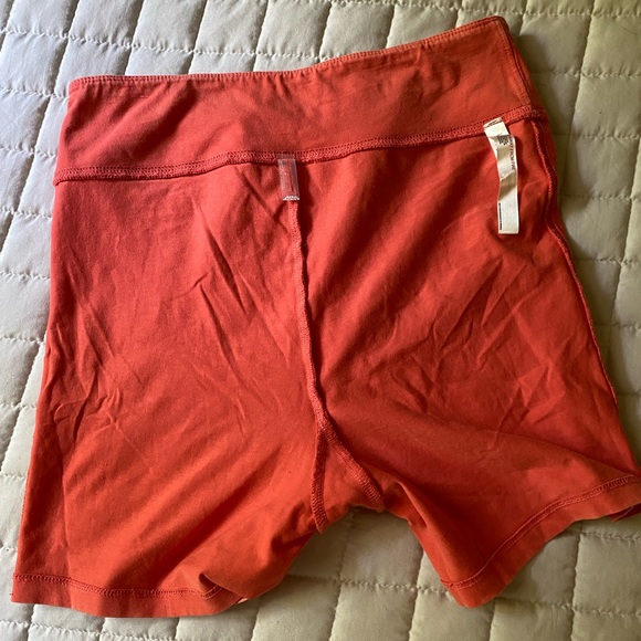 FP movement shorts - Picture 3 of 5